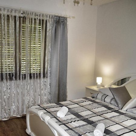 Apartment Nikolic Kaštela Eksteriør billede